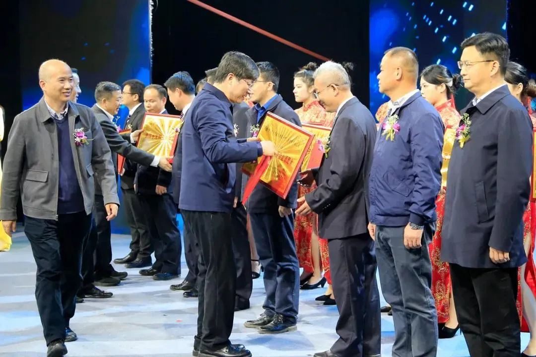 福达坊上榜武汉十大科技创新企业成长者 福达坊上榜武汉十大科技创新企业成长者
